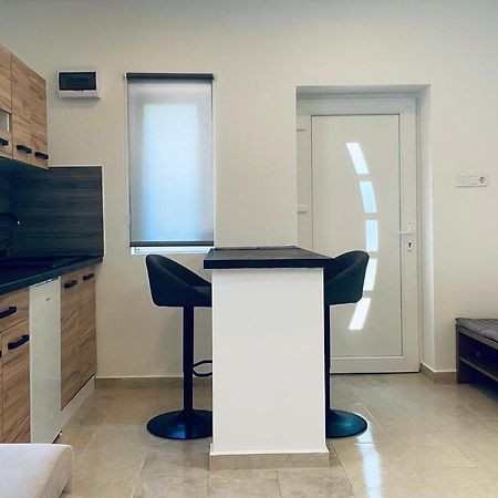 Judith Apartman Iii. Балатонлеле Екстериор снимка