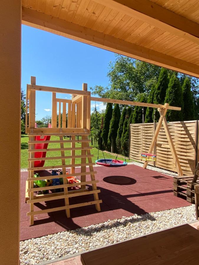 Judith Apartman Iii. Балатонлеле Екстериор снимка